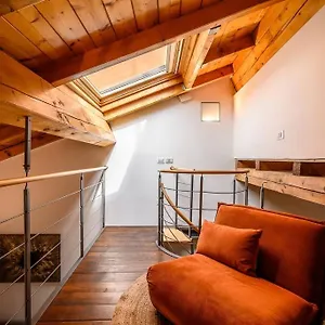 https://5-garden-loft-asinelli-tower.emilia-romagnahotels.net